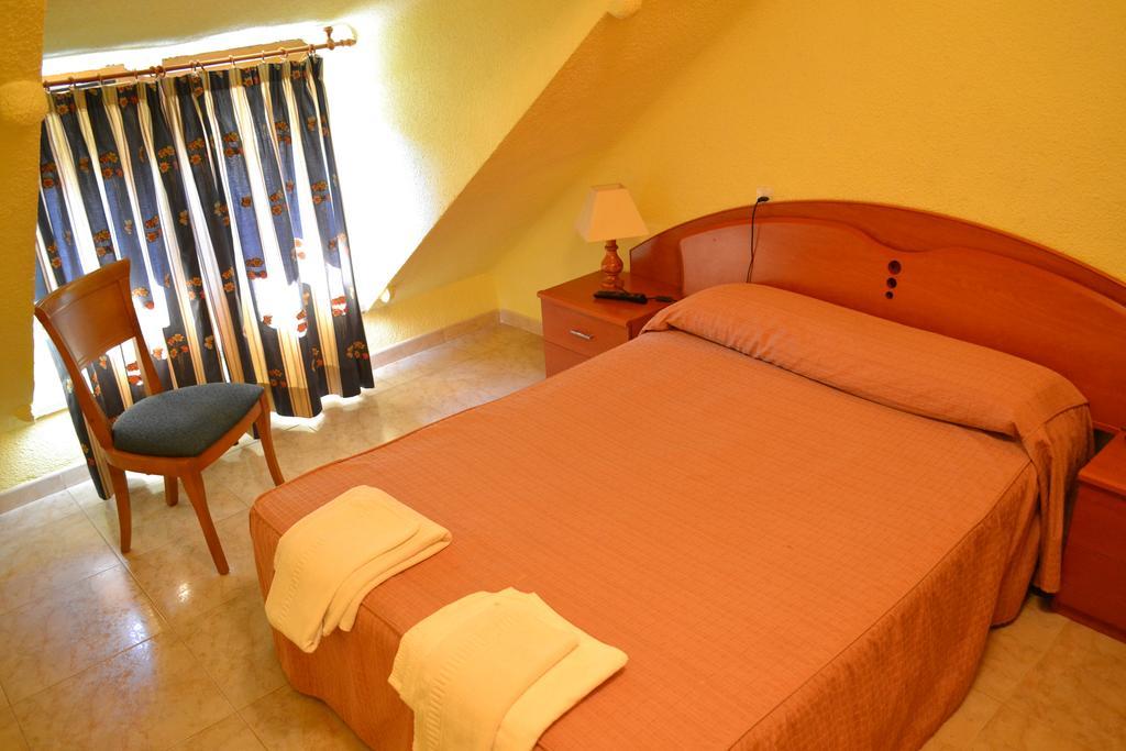 Hostal Aribel Longinos Cercedilla Quarto foto