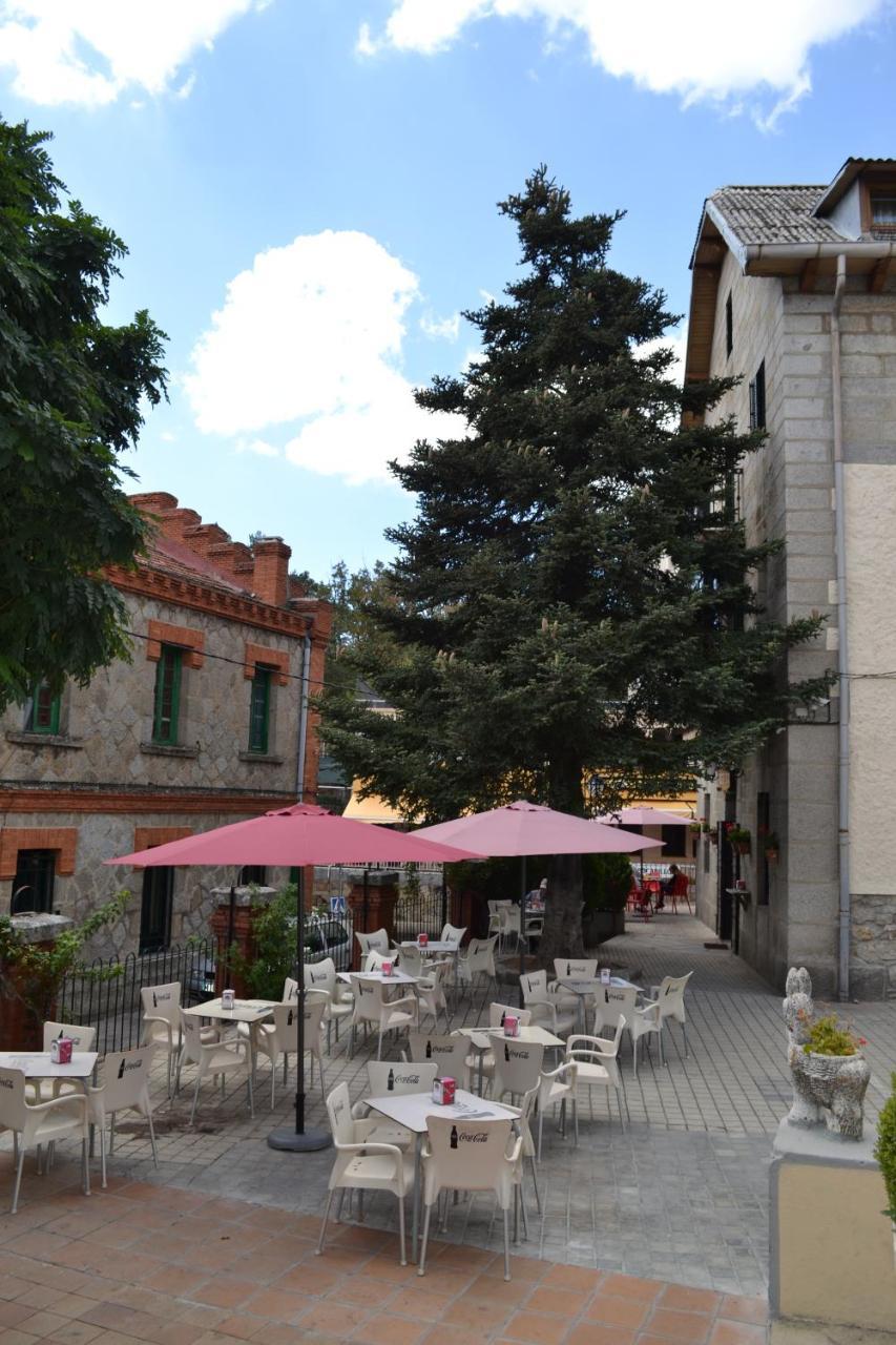 Hostal Aribel Longinos Cercedilla Exterior foto